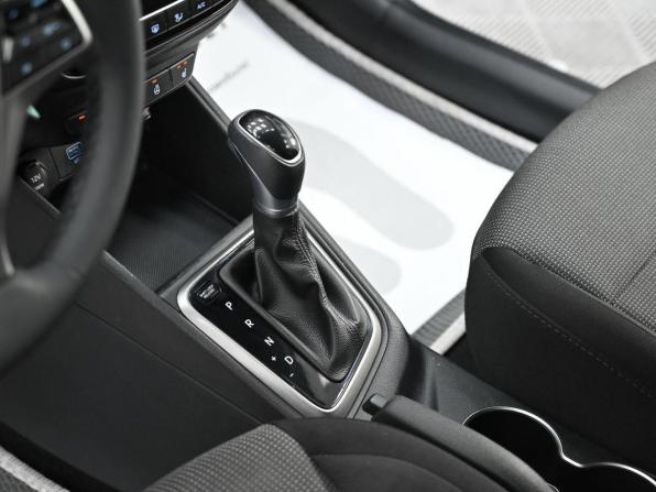 Hyundai Solaris II с пробегом 2019 года, цена 719 000 рублей, 77336 км, седан, Автокод Объявления