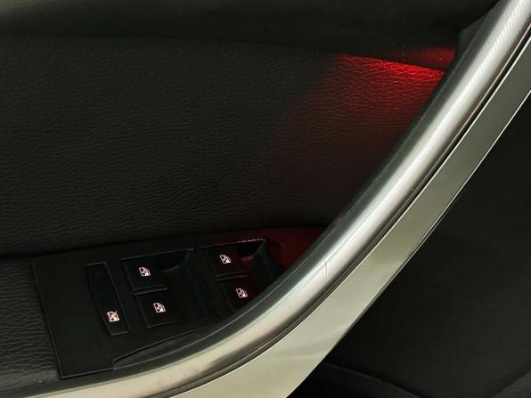 Opel Astra J с пробегом 2011 года, цена 635 000 рублей, 192759 км, хэтчбек, Автокод Объявления