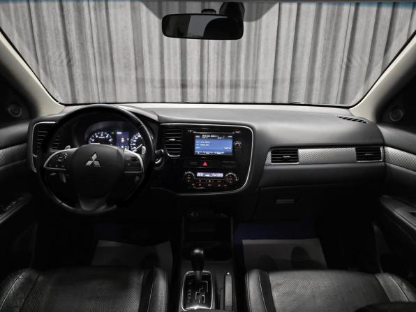 Mitsubishi Outlander III с пробегом 2012 года, цена 1 470 000 рублей, 197000 км, внедорожник, Автокод Объявления