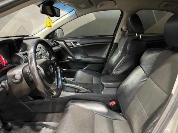 Honda Accord VIII с пробегом 2010 года, цена 930 000 рублей, 257716 км, седан, Автокод Объявления