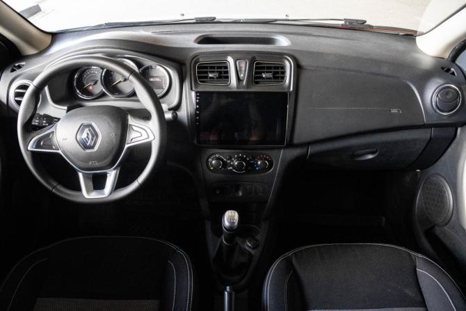 Renault Logan II Рестайлинг с пробегом 2022 года, цена 1 089 000 рублей, 135098 км, седан, Автокод Объявления