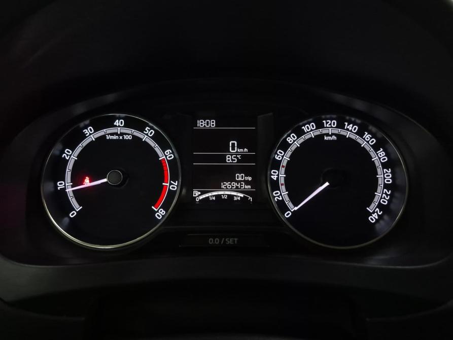 Skoda Rapid I Рестайлинг Альметьевск  - изображение 19
