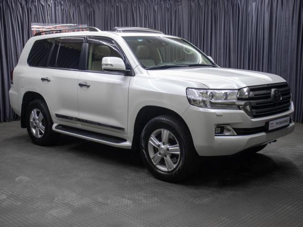 Toyota Land Cruiser 200 Series Рестайлинг 2 с пробегом 2020 года, цена 7 449 000 рублей, 146000 км, внедорожник, Автокод Объявления