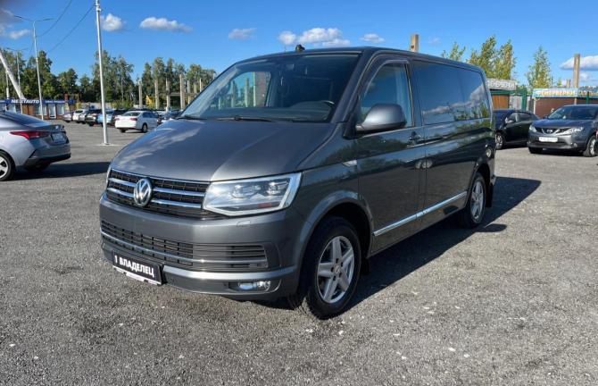 Volkswagen Caravelle T6 с пробегом 2019 года, цена 3 450 000 рублей, 135000 км, минивэн, Автокод Объявления