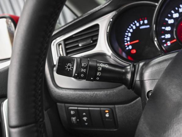 Kia Ceed II Рестайлинг с пробегом 2016 года, цена 1 399 000 рублей, 129737 км, хэтчбек, Автокод Объявления