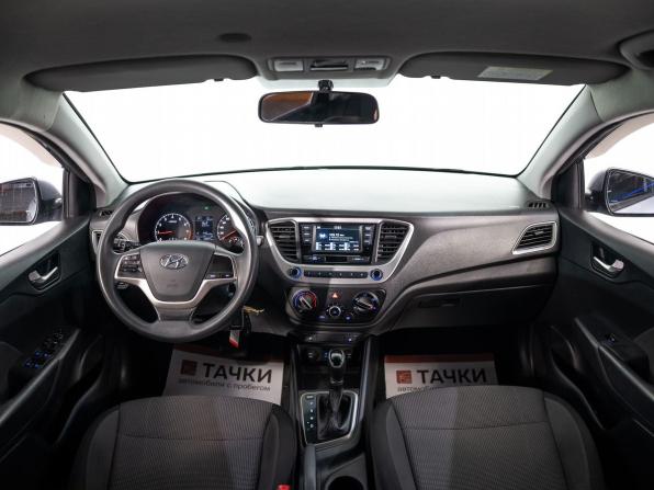 Hyundai Solaris II с пробегом 2018 года, цена 1 235 500 рублей, 120874 км, седан, Автокод Объявления