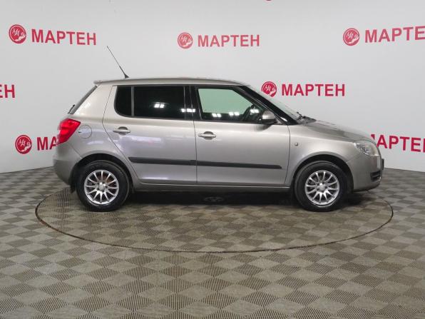 Skoda Fabia II с пробегом 2009 года, цена 478 000 рублей, 185204 км, хэтчбек, Автокод Объявления