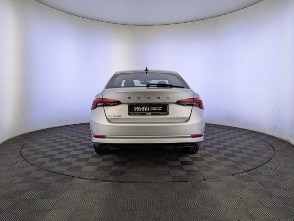 Skoda Octavia IV (A8) с пробегом 2021 года, цена 2 070 000 рублей, 145049 км, лифтбек, Автокод Объявления
