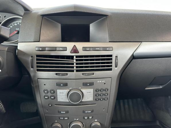 Opel Astra H с пробегом 2006 года, цена 499 000 рублей, 177218 км, хэтчбек, Автокод Объявления