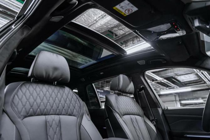 Новый BMW X7 I (G07) Рестайлинг 2026 года, цена 17 600 000 рублей, внедорожник, Автокод Объявления