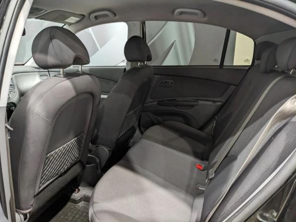 Kia Rio II Рестайлинг с пробегом 2011 года, цена 535 000 рублей, 184262 км, хэтчбек, Автокод Объявления