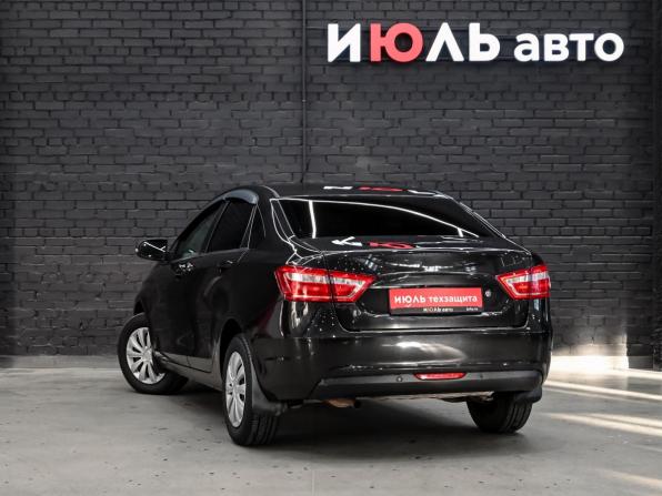 Lada (ВАЗ) Vesta I с пробегом 2017 года, цена 800 000 рублей, 114285 км, седан, Автокод Объявления
