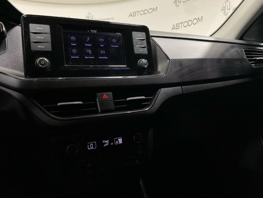 Volkswagen Polo VI Москва  - изображение 11