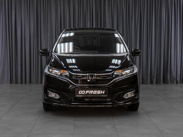 Honda Fit III Рестайлинг с пробегом 2019 года, цена 1 329 000 рублей, 59733 км, хэтчбек, Автокод Объявления