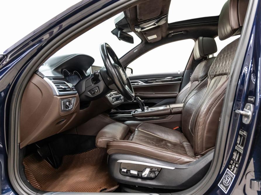 BMW 7 серии VI (G11/G12) Волгоград  - изображение 26