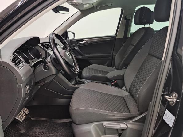 Volkswagen Tiguan II с пробегом 2018 года, цена 2 750 000 рублей, 105000 км, внедорожник, Автокод Объявления