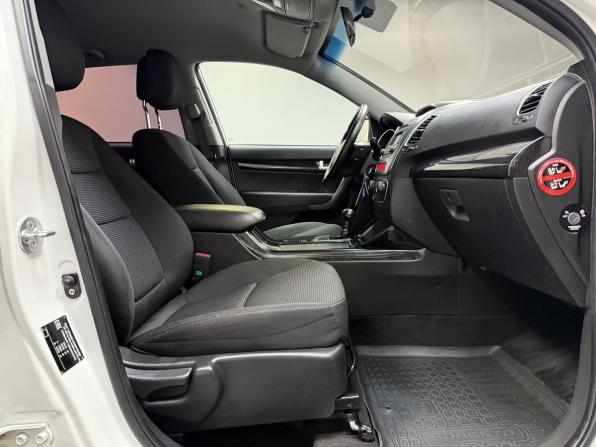 Kia Sorento II Рестайлинг с пробегом 2019 года, цена 2 190 000 рублей, 142045 км, внедорожник, Автокод Объявления
