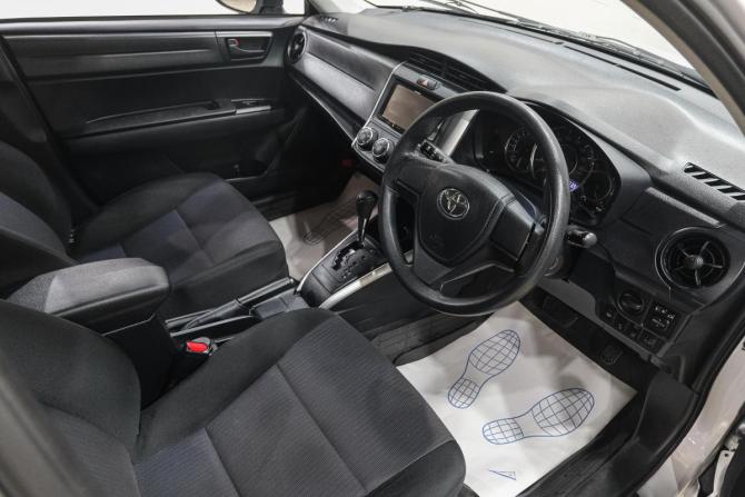 Toyota Corolla XI (E160 E170 E180) с пробегом 2018 года, цена 1 449 000 рублей, 111000 км, универсал, Автокод Объявления