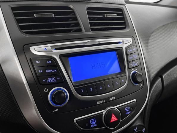 Hyundai Solaris I с пробегом 2012 года, цена 804 000 рублей, 104371 км, седан, Автокод Объявления