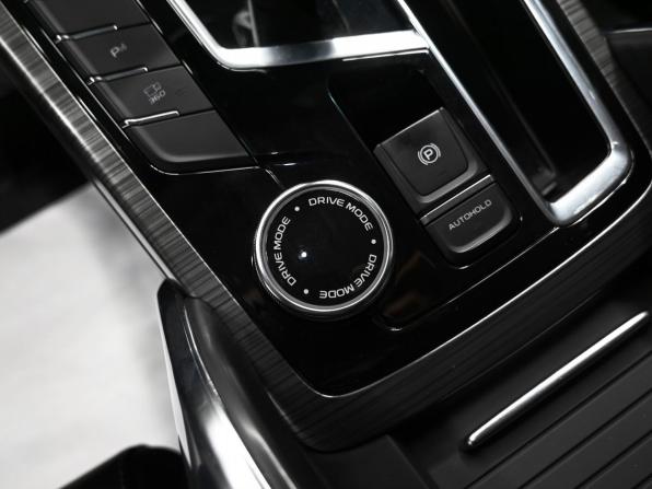 Geely Atlas Pro с пробегом 2022 года, цена 1 645 000 рублей, 126511 км, внедорожник, Автокод Объявления