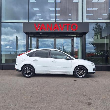 Ford Focus II с пробегом 2007 года, цена 435 000 рублей, 178187 км, хэтчбек, Автокод Объявления