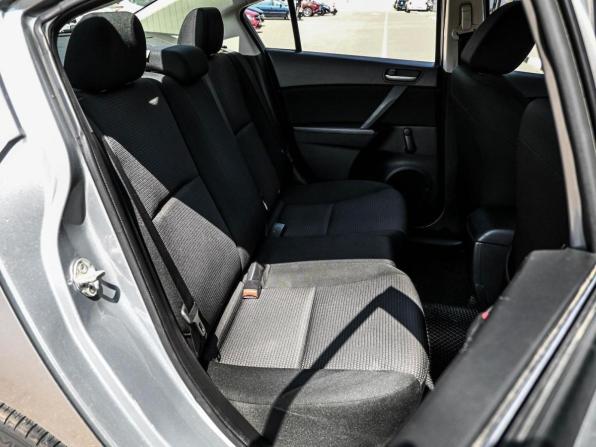 Mazda 3 II (BL) Рестайлинг с пробегом 2012 года, цена 918 070 рублей, 181177 км, седан, Автокод Объявления