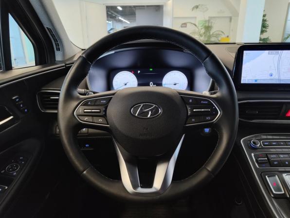 Hyundai Santa Fe IV Рестайлинг с пробегом 2022 года, цена 3 828 000 рублей, 94100 км, внедорожник, Автокод Объявления