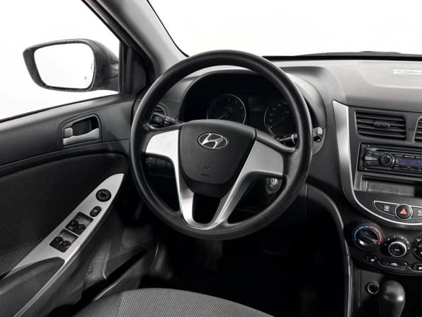 Hyundai Solaris I с пробегом 2011 года, цена 635 000 рублей, 197462 км, седан, Автокод Объявления