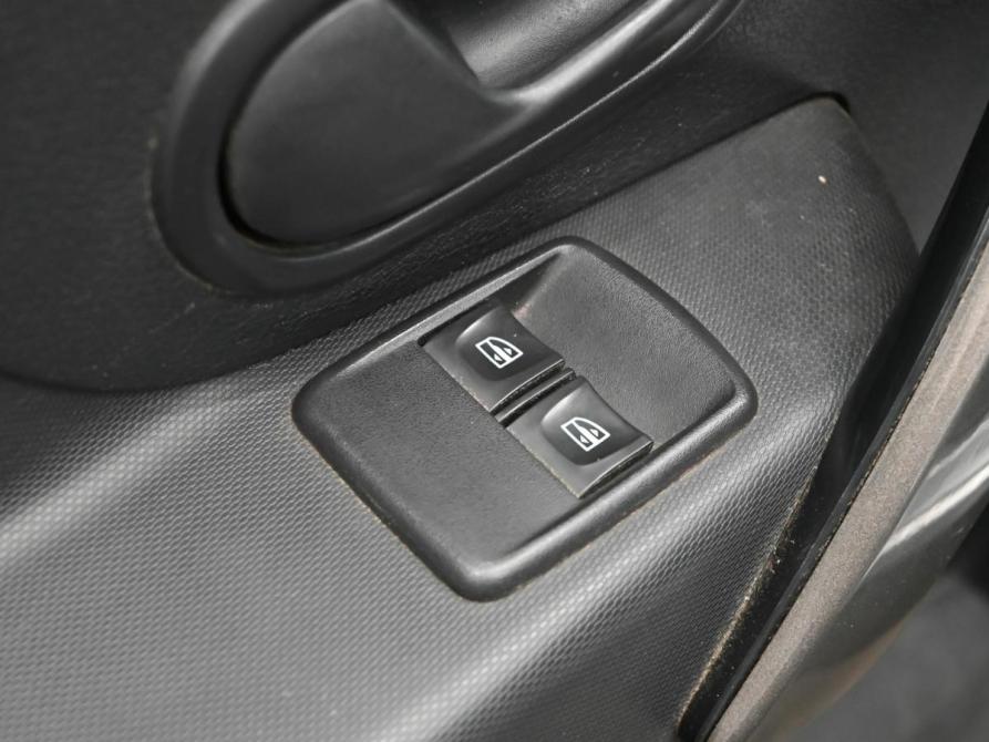 Renault Logan II Рестайлинг Екатеринбург  - изображение 14