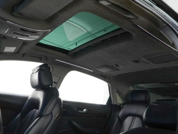 Audi A8 III (D4) Рестайлинг с пробегом 2014 года, цена 2 300 777 рублей, 241380 км, седан, Автокод Объявления