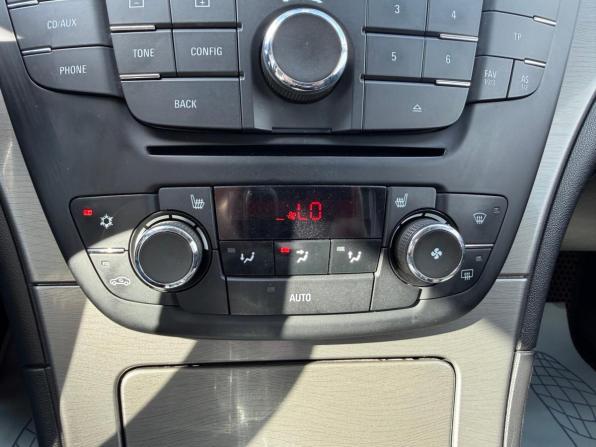 Opel Insignia I с пробегом 2012 года, цена 875 000 рублей, 229333 км, седан, Автокод Объявления