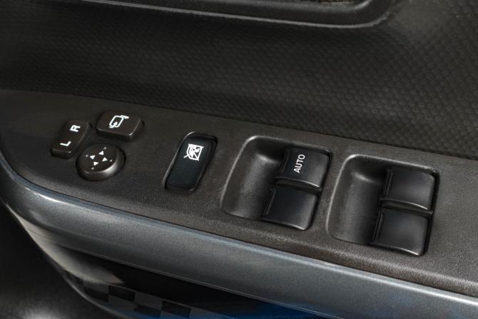 Suzuki Xbee I с пробегом 2018 года, цена 1 329 000 рублей, 146100 км, внедорожник, Автокод Объявления