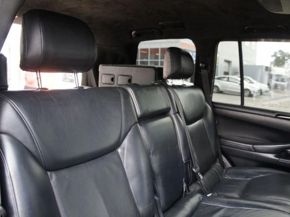 Lexus LX III с пробегом 2010 года, цена 3 100 000 рублей, 355000 км, внедорожник, Автокод Объявления