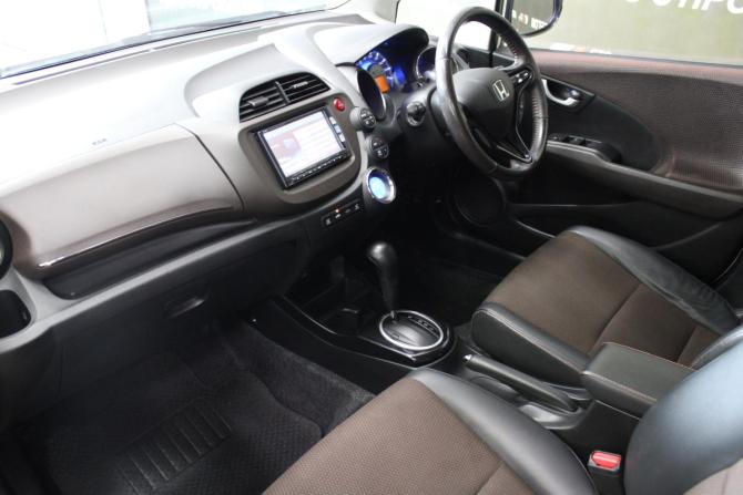 Honda Fit Shuttle I с пробегом 2012 года, цена 979 000 рублей, 134995 км, универсал, Автокод Объявления