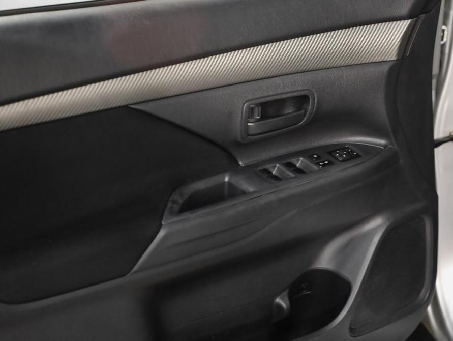 Mitsubishi Outlander III Санкт-Петербург  - изображение 16