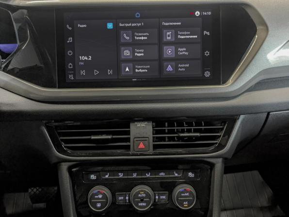 Volkswagen Taos I с пробегом 2022 года, цена 2 390 000 рублей, 95360 км, внедорожник, Автокод Объявления