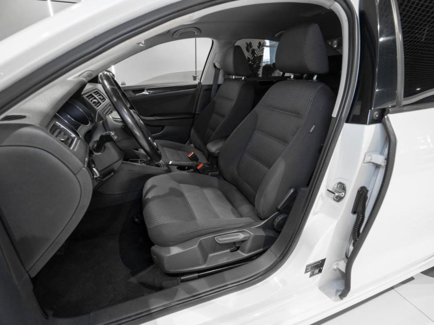Volkswagen Jetta VI Рестайлинг Москва  - изображение 9