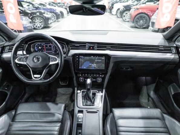 Volkswagen Passat B8 Рестайлинг с пробегом 2019 года, цена 4 039 700 рублей, 92409 км, универсал, Автокод Объявления