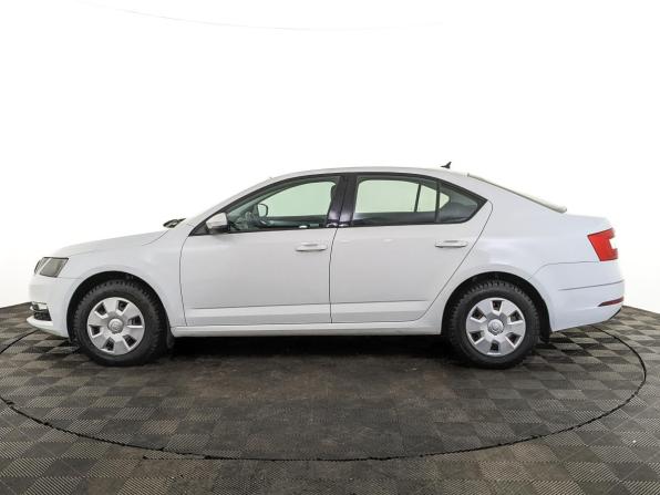 Skoda Octavia III (A7) Рестайлинг с пробегом 2020 года, цена 1 845 000 рублей, 83528 км, лифтбек, Автокод Объявления