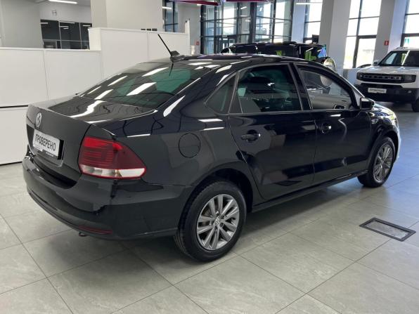 Volkswagen Polo V Рестайлинг с пробегом 2019 года, цена 999 000 рублей, 180000 км, седан, Автокод Объявления