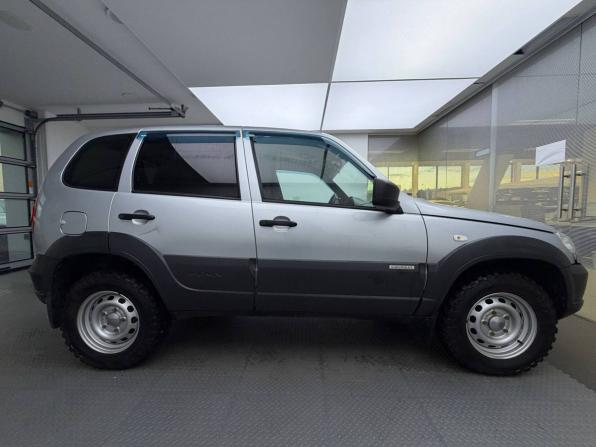 Chevrolet Niva I Рестайлинг с пробегом 2018 года, цена 680 000 рублей, 167135 км, внедорожник, Автокод Объявления