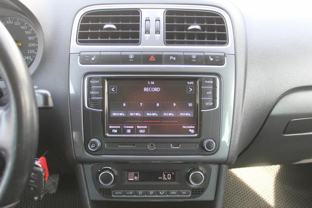 Volkswagen Polo V Рестайлинг Пермь  - изображение 14