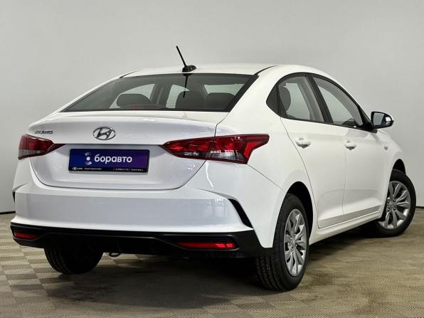 Hyundai Solaris II Рестайлинг с пробегом 2021 года, цена 1 699 000 рублей, 100087 км, седан, Автокод Объявления
