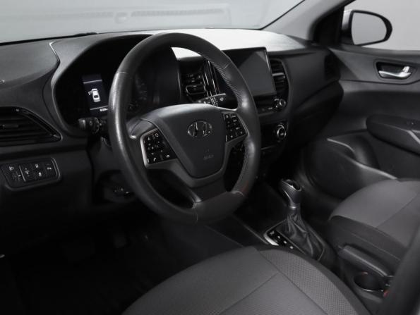 Hyundai Solaris II Рестайлинг с пробегом 2021 года, цена 1 850 000 рублей, 82285 км, седан, Автокод Объявления