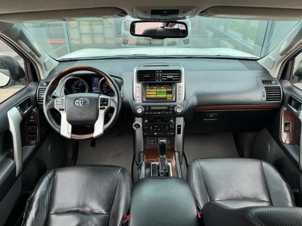 Toyota Land Cruiser Prado 150 Series с пробегом 2010 года, цена 2 750 000 рублей, 298260 км, внедорожник, Автокод Объявления