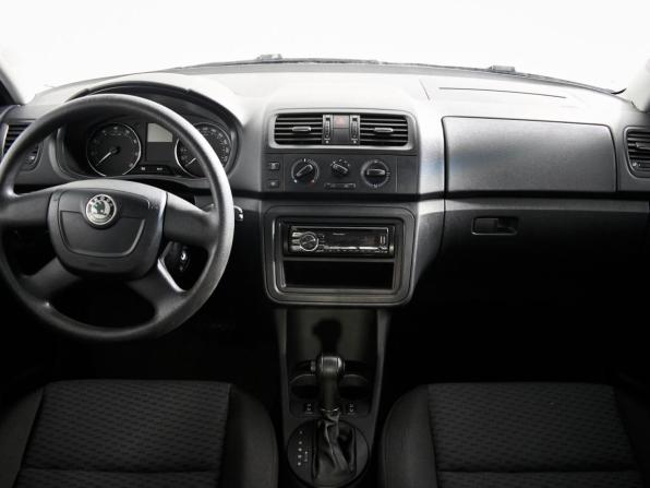 Skoda Fabia II Рестайлинг с пробегом 2011 года, цена 555 000 рублей, 154000 км, хэтчбек, Автокод Объявления