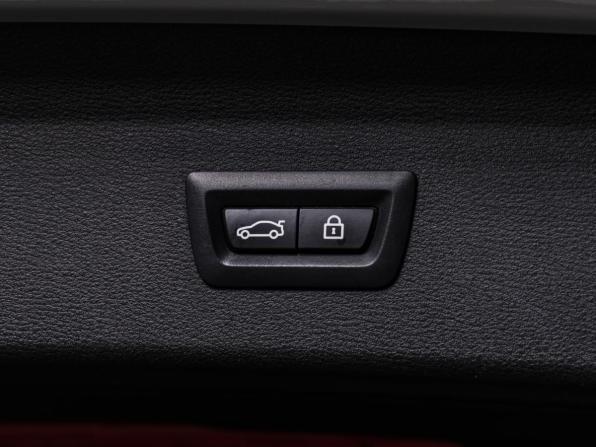 BMW X1 II (F48) Рестайлинг с пробегом 2020 года, цена 2 500 000 рублей, 170150 км, внедорожник, Автокод Объявления