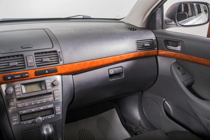 Toyota Avensis II Рестайлинг с пробегом 2007 года, цена 839 000 рублей, 298000 км, седан, Автокод Объявления