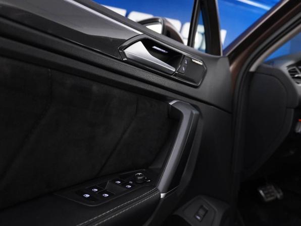 Volkswagen Tiguan II с пробегом 2018 года, цена 2 888 444 рубля, 139142 км, внедорожник, Автокод Объявления