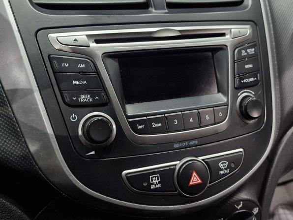 Hyundai Solaris I Рестайлинг с пробегом 2015 года, цена 1 050 000 рублей, 98380 км, хэтчбек, Автокод Объявления